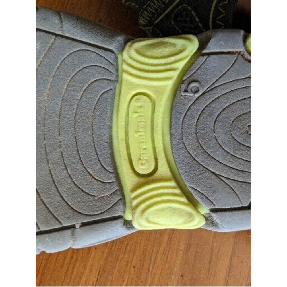 Garanimals Sandals Shoes Boys 5 Toddler Green Yellow Gray Water Shoes